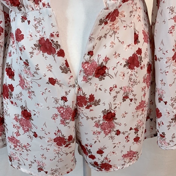 Forever 21 Pink Open Back Floral Romper with Bell Sleeve - Picture 15 of 16